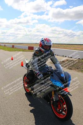 media/May-29-2022-Lets Ride (Sun) [[e8986be515]]/B Group/Grid/
